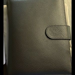 Black Moterm Versa Personal